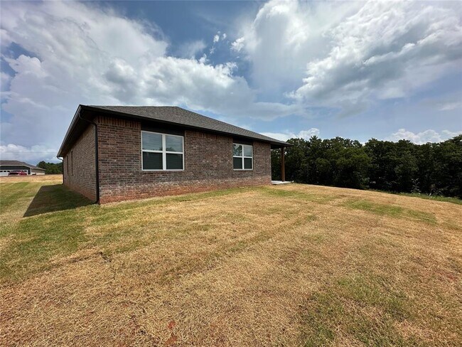 Building Photo - 17971 Lantana Loop