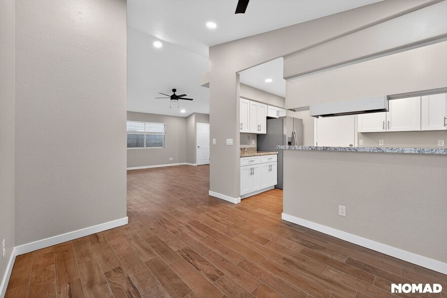 Building Photo - 302 N Cameron St