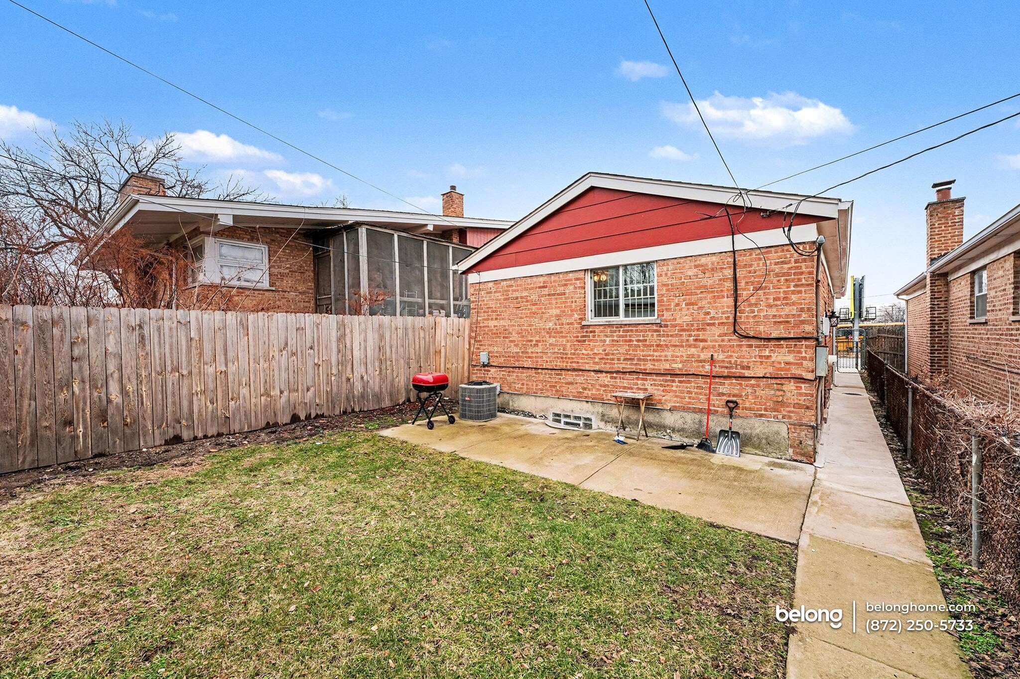 Building Photo - 1138 W 115th St