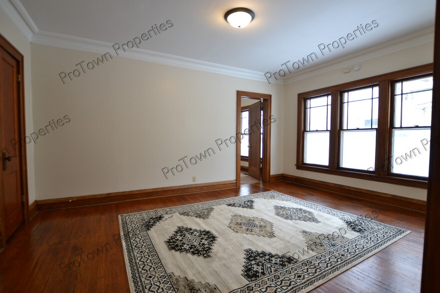 Building Photo - 807 Glenwood Ave