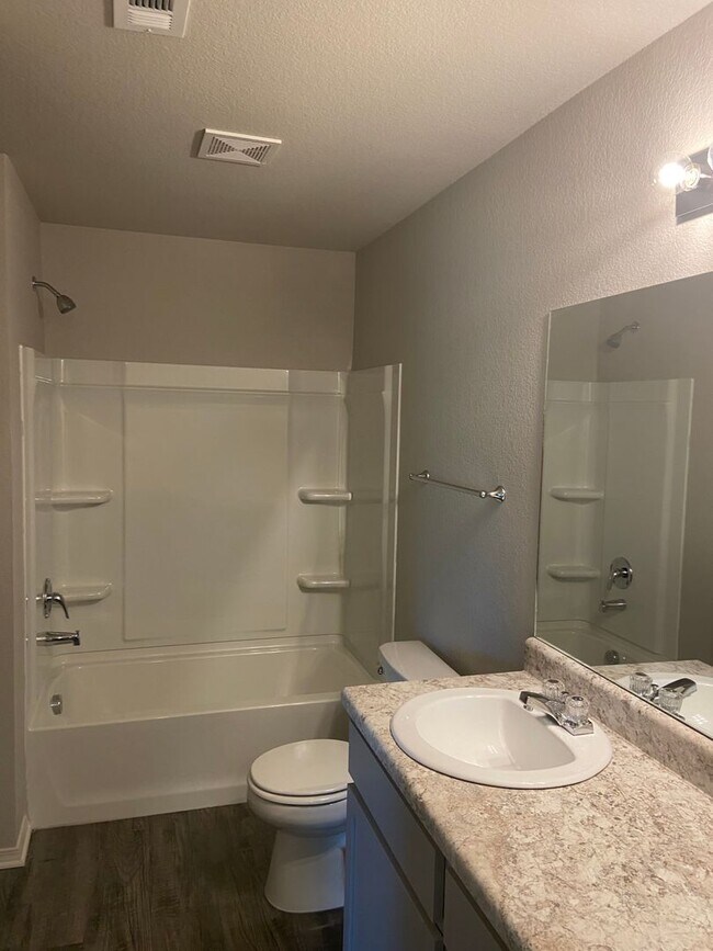 Building Photo - *Pre-leasing* Four Bedroom | Two Bath Home...