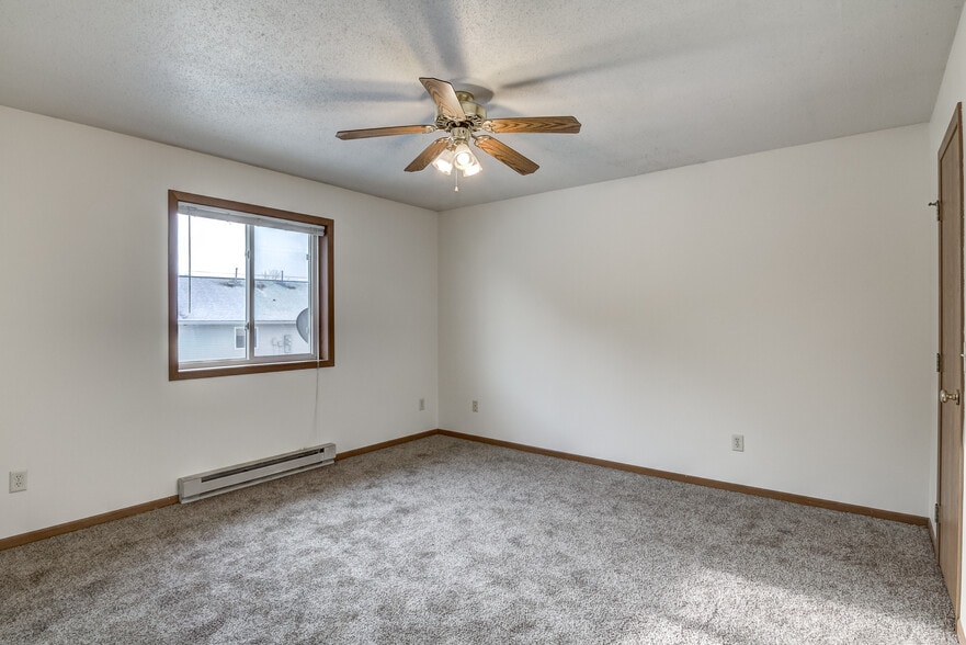 Building Photo - 1405 Glenn Pl