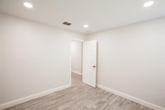 Building Photo - 9900 Presthope Dr