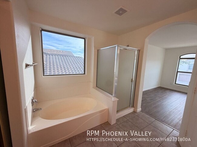 Building Photo - 2436 W Silver Sage Ln