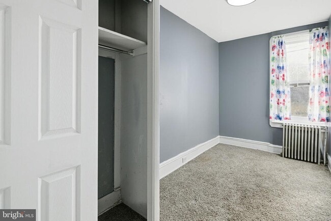 Building Photo - 6520 Ross St