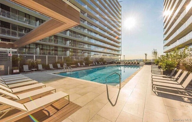 Building Photo - 40-22 College Point Blvd