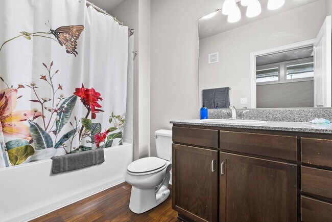 Building Photo - 235 S Delaware St