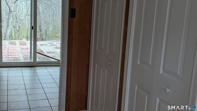 Building Photo - 141 Gurleyville Rd