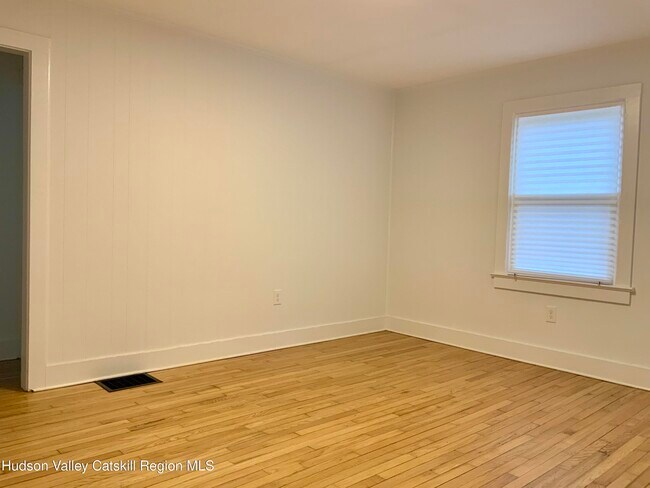 Building Photo - 1156 US-9