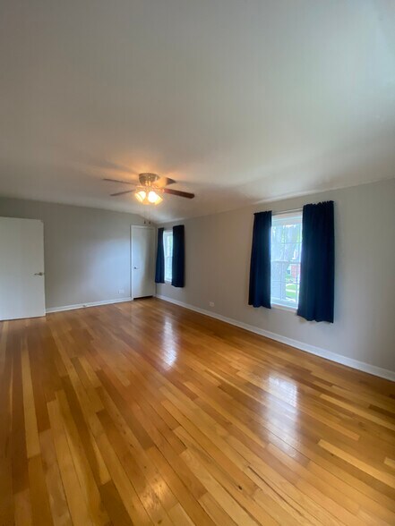 Building Photo - 735 Hull Ave
