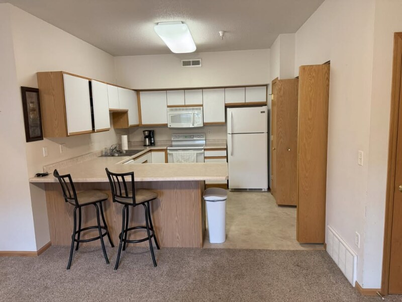 Building Photo - 2888 Coral Ct