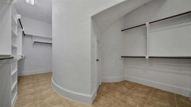 Building Photo - 4518 Holt St
