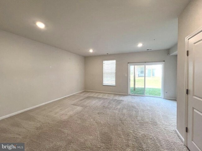 Building Photo - 1732 Red Fox Trl