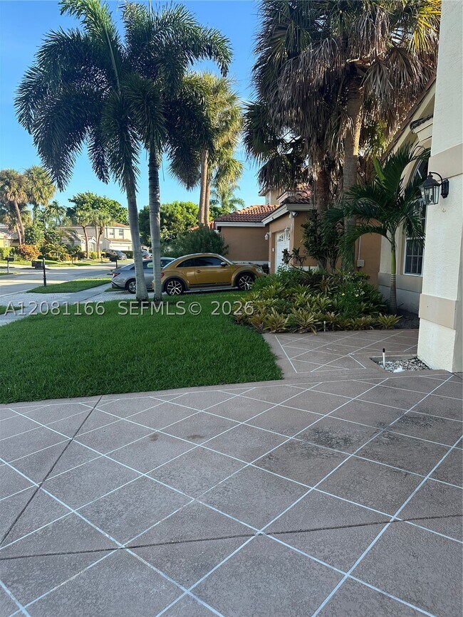 Building Photo - 11090 Baybreeze Way