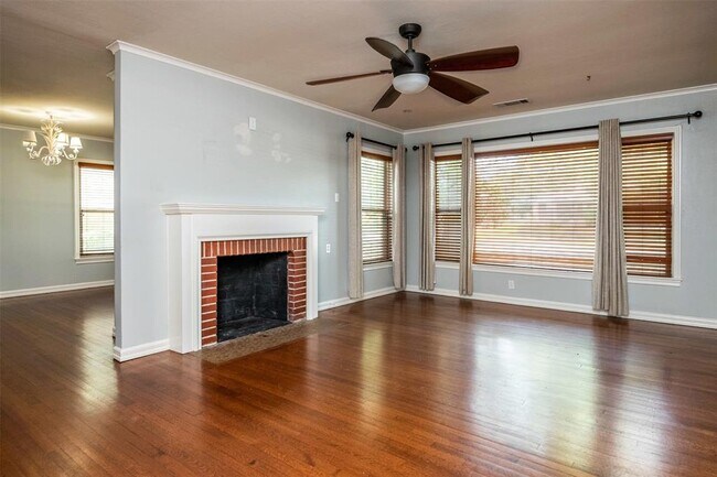 Building Photo - 3605 Park Ridge Blvd