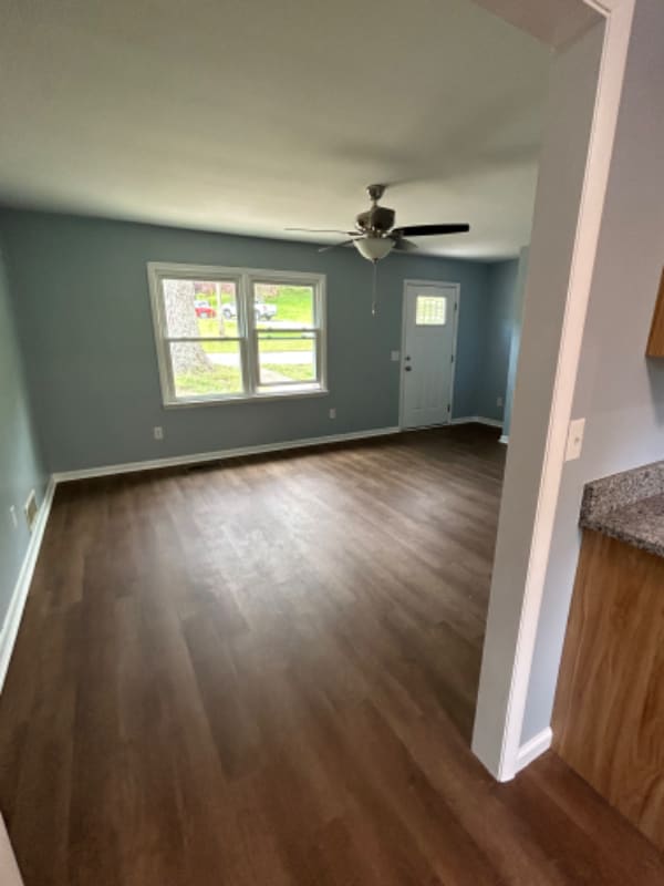 Building Photo - 138 Lester Ave