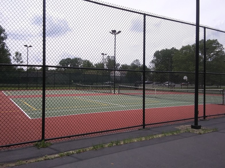 Tennis - 1406 Greymoor Way