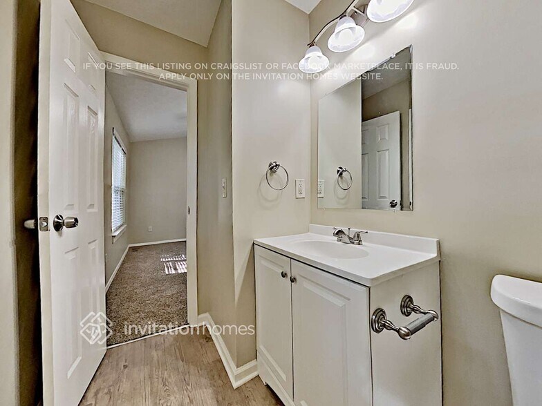 Building Photo - 888 Trace Cir NE