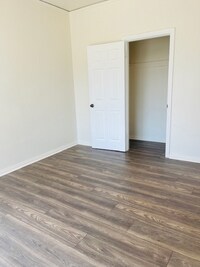 Building Photo - 2329 Crenshaw Blvd
