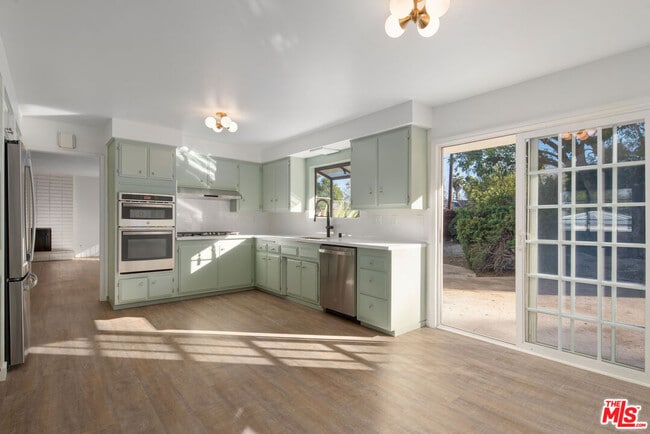 Building Photo - 24440 Martha St