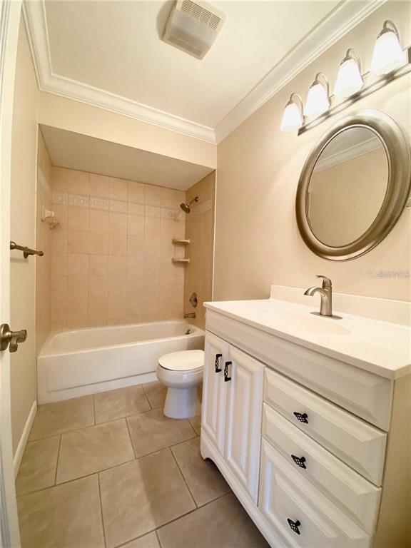 Building Photo - 3625 Longmeadow