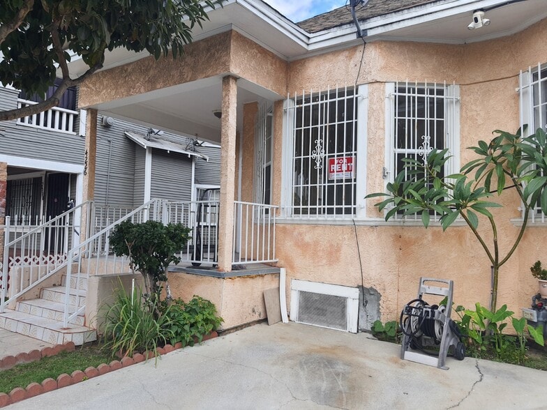 Building Photo - 4226 Wall St