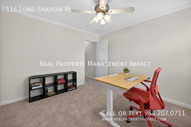 Building Photo - 116 Long Shadow Pl