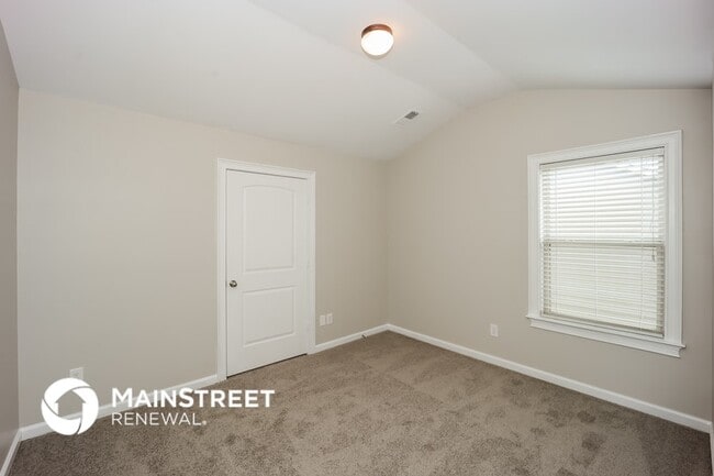 Building Photo - 217 Chert Way