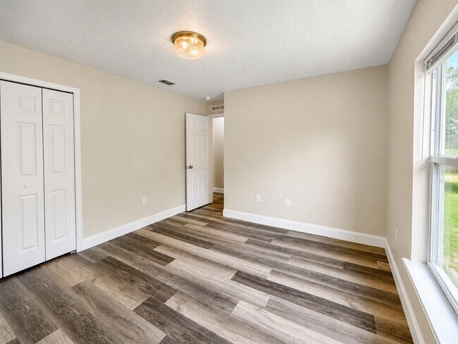 Building Photo - 3228 White Blossom Ln