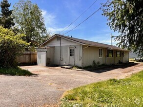 Building Photo - 1510 - 7th Avenue Duplex
