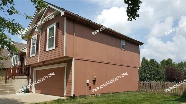 Building Photo - Gorgeous Olathe Home in South Hampton Subdivision-Coming SOON!!