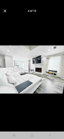 Building Photo - 410 Countryside Pl