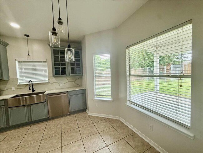 Building Photo - 12911 Hunters Field Ln