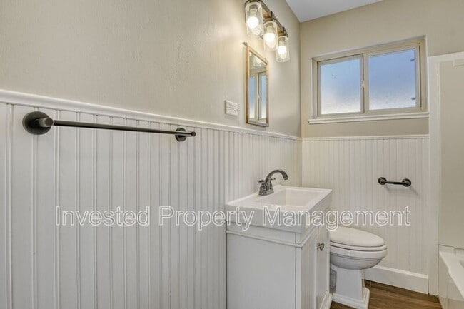 Building Photo - 3150 St Paul St