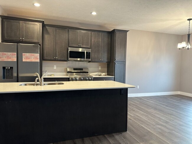 Building Photo - Castles Pines Duplex