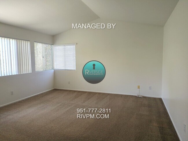 Building Photo - Spacious 3-Bed, 3-Bath Home in Riverside