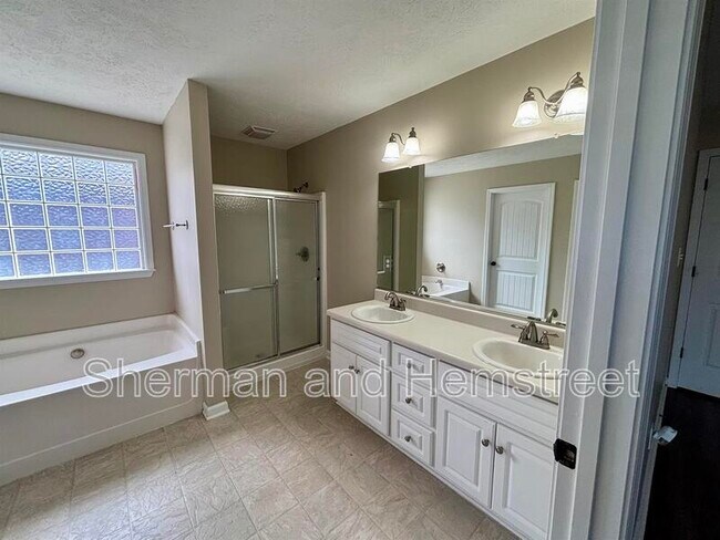 Building Photo - 1101 Grove Landing Ln