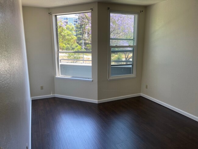 2nd bedroom - 411 Park Ave