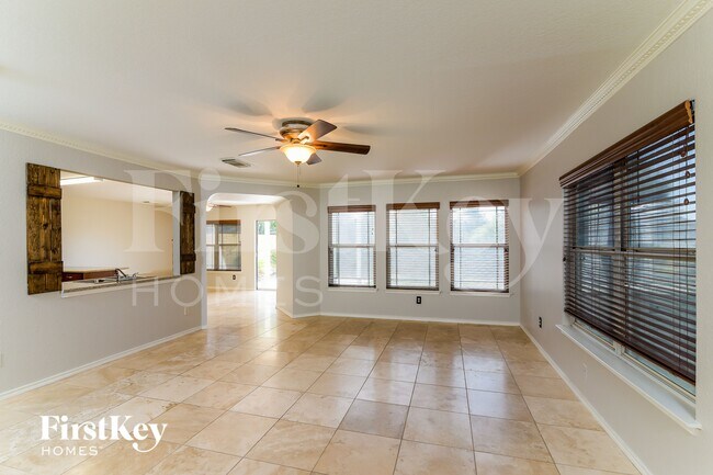 Building Photo - 7930 Brazoria Park