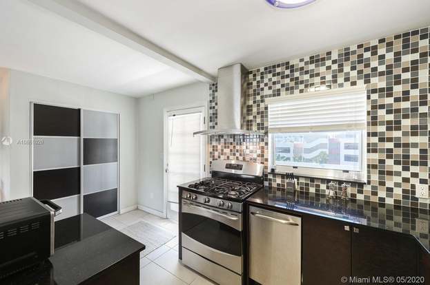 Building Photo - 1357 Collins Ave