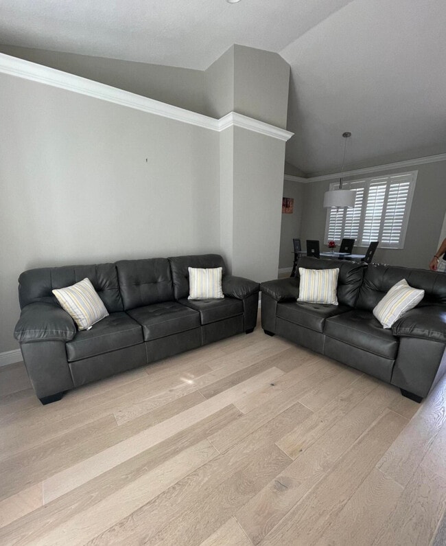 Building Photo - 1703 Pierside Cir