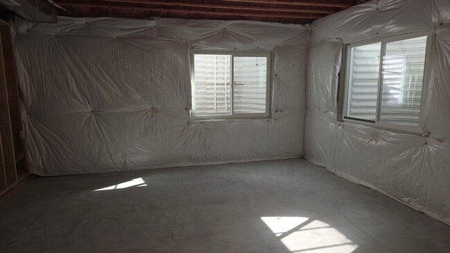 Building Photo - 11101 Willmore Dr