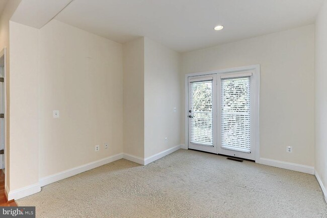 Building Photo - 22219 Falling Terrace