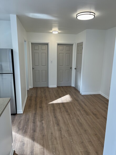 Building Photo - 5650 Macey Ave