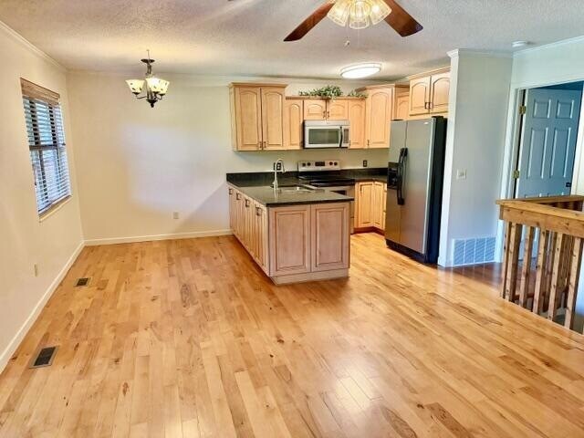 Building Photo - 63 Golf Vista Dr