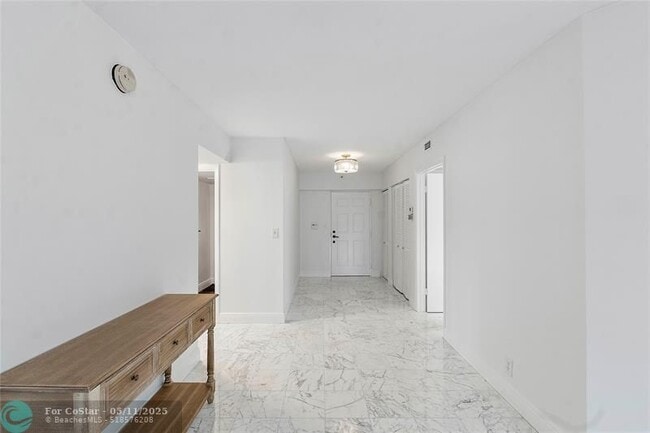 Building Photo - 7579 Imperial Dr