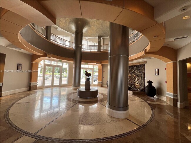 Building Photo - 848 Brickell Key Dr