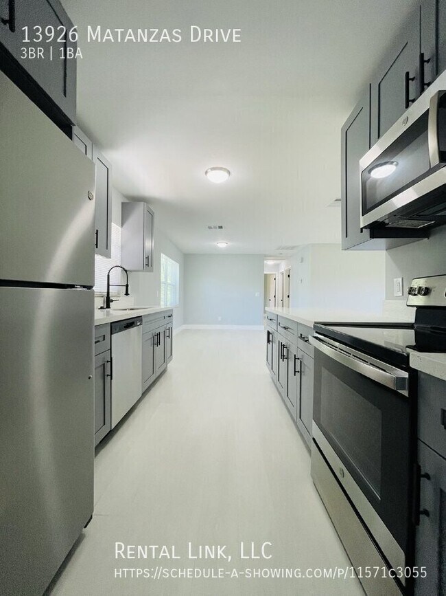 Building Photo - 13926 Matanzas Dr