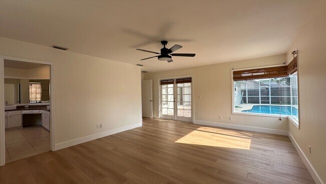 Building Photo - 935 Shriver Cir