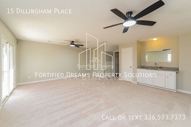 Building Photo - 15 Dillingham Pl